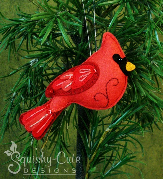 cardinal, felt pattern, felt plushie, felt ornament, cardinal pattern, pdf pattern, Christmas gift idea, Christmas ornament