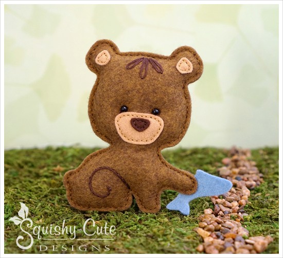 bear sewing pattern, felt bear, baby bear, bear plushie, bear stuffed animal, woodland pattern, ornament pattern