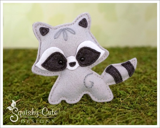 raccoon sewing pattern, felt raccoon, baby raccoon, raccoon plushie, raccoon stuffed animal, woodland pattern, ornament pattern